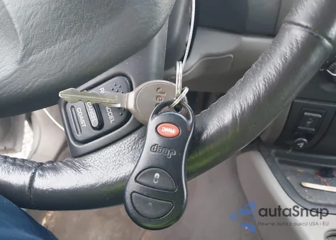 2000 Jeep Grand Cherokee Laredo from USA, damaged, VIN 1J4GW48N5YC192332